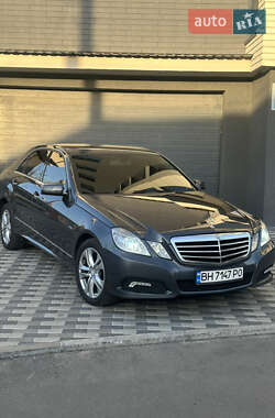 Седан Mercedes-Benz E-Class 2009 в 