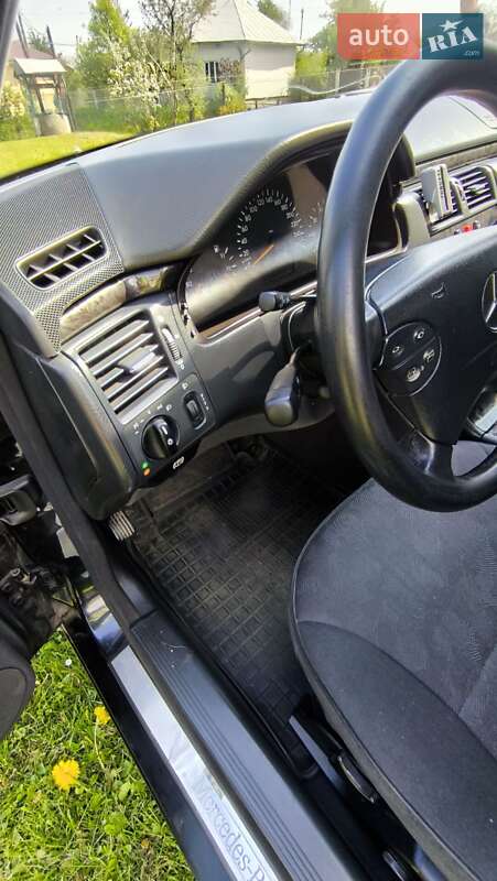 Седан Mercedes-Benz E-Class 2001 в Бориславе