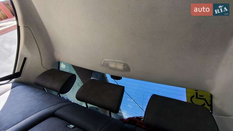 Седан Mercedes-Benz E-Class 2001 в Бориславе