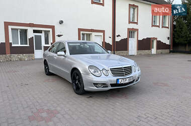 Седан Mercedes-Benz E-Class 2008 в 