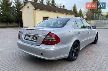 Седан Mercedes-Benz E-Class 2008 в 