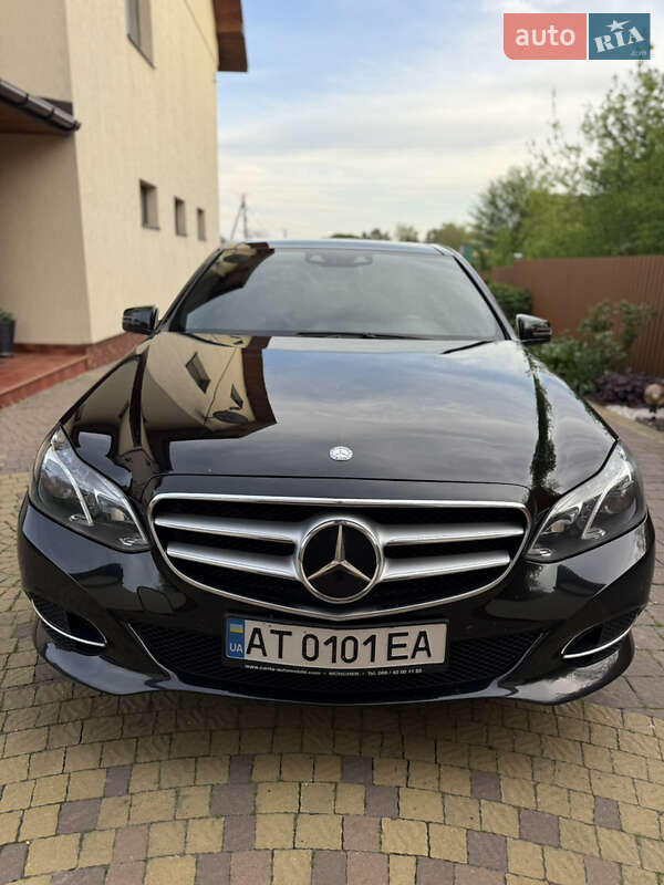 Седан Mercedes-Benz E-Class 2013 в Львове