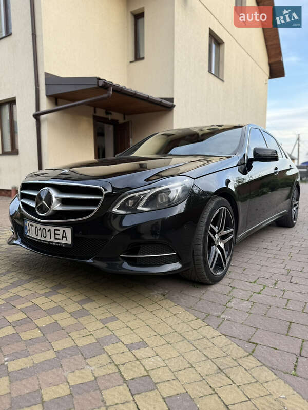 Седан Mercedes-Benz E-Class 2013 в Львове