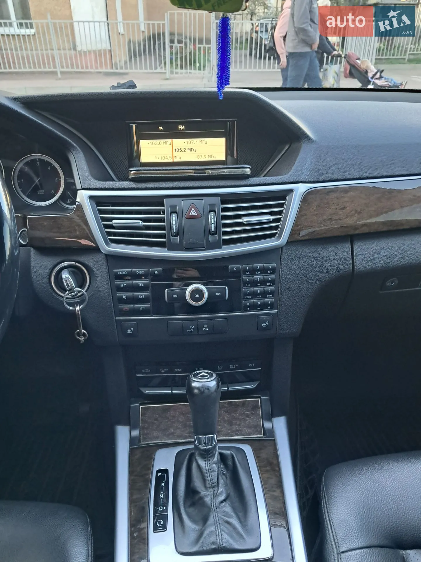 2011 Mercedes-Benz E-klasse - мініатюра 9