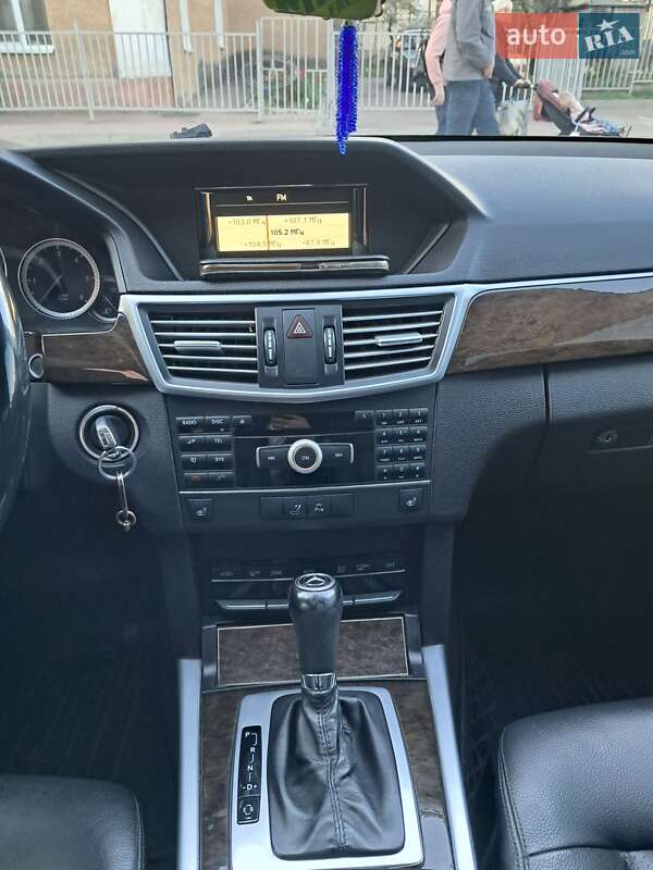 Универсал Mercedes-Benz E-Class 2011 в Бердичеве