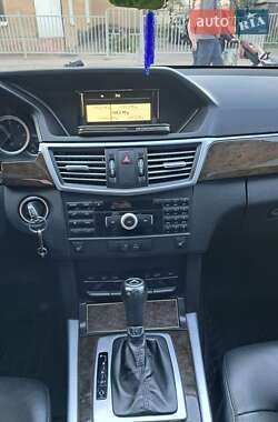 Универсал Mercedes-Benz E-Class 2011 в 