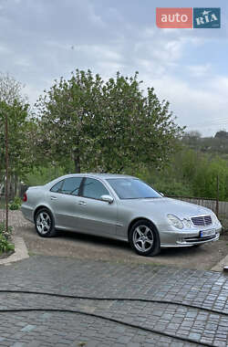Седан Mercedes-Benz E-Class 2005 в Одесі