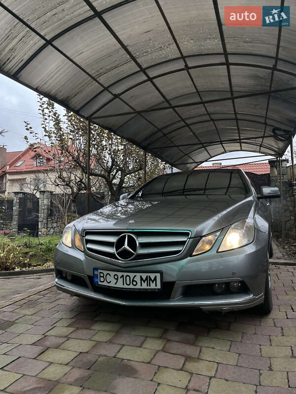 Mercedes-Benz E-Class 2011