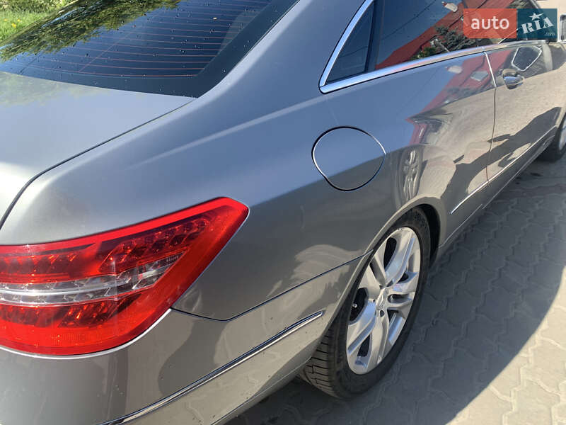Купе Mercedes-Benz E-Class 2011 в Львові