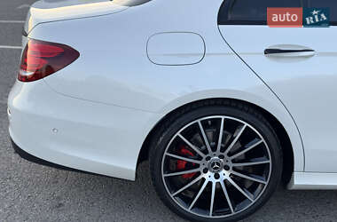 Седан Mercedes-Benz E-Class 2016 в 