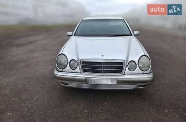 Седан Mercedes-Benz E-Class 1997 в 