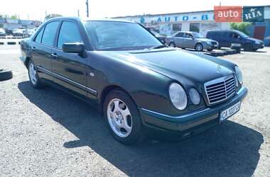 Седан Mercedes-Benz E-Class 1999 в 