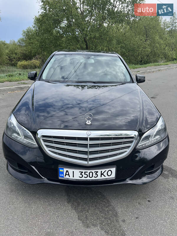 Седан Mercedes-Benz E-Class 2014 в Буче