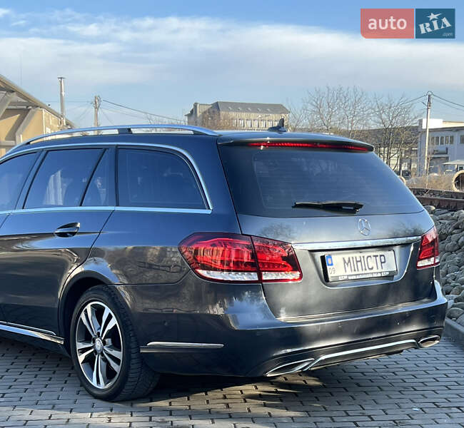 Універсал Mercedes-Benz E-Class 2013 в Івано-Франківську