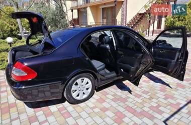 Седан Mercedes-Benz E-Class 2008 в 