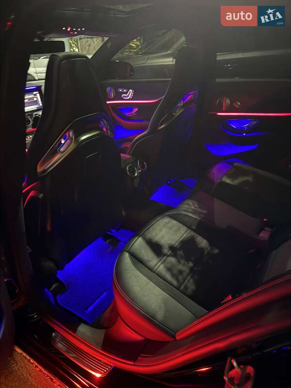 Седан Mercedes-Benz E-Class 2019 в Киеве
