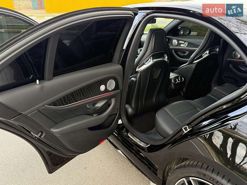 Седан Mercedes-Benz E-Class 2019 в Киеве