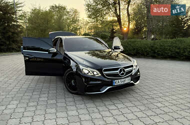 Седан Mercedes-Benz E-Class 2015 в 