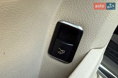 Седан Mercedes-Benz E-Class 2015 в 