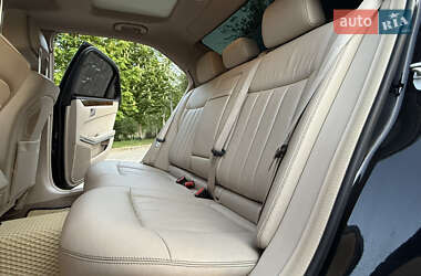 Седан Mercedes-Benz E-Class 2015 в 