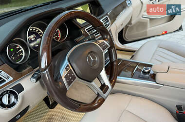 Седан Mercedes-Benz E-Class 2015 в 