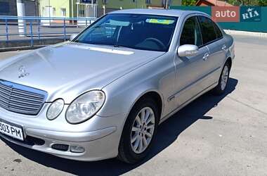Седан Mercedes-Benz E-Class 2002 в Измаиле