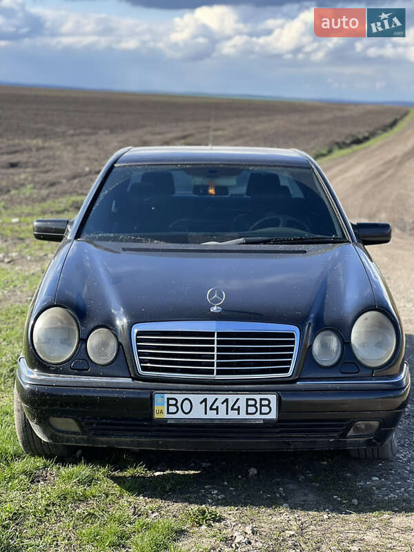 Седан Mercedes-Benz E-Class 1998 в 