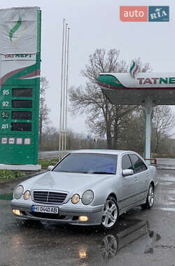 Седан Mercedes-Benz E-Class 2000 в 