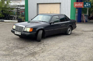 Седан Mercedes-Benz E-Class 1989 в 
