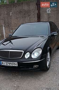Седан Mercedes-Benz E-Class 2002 в Николаеве