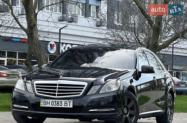 Седан Mercedes-Benz E-Class 2010 в 