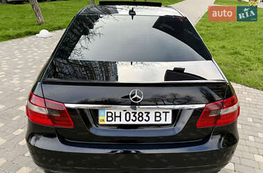 Седан Mercedes-Benz E-Class 2010 в 