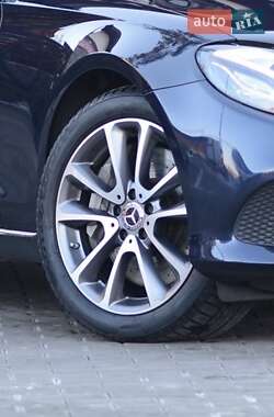Седан Mercedes-Benz E-Class 2017 в 