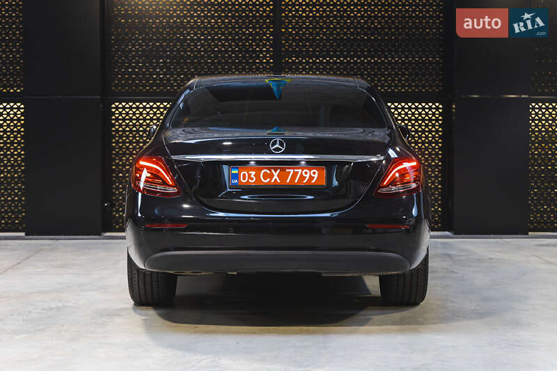 Седан Mercedes-Benz E-Class 2017 в Луцьку