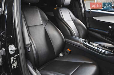 Седан Mercedes-Benz E-Class 2017 в 