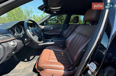Седан Mercedes-Benz E-Class 2015 в 