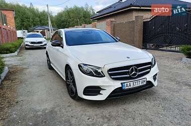 Седан Mercedes-Benz E-Class 2018 в Києві