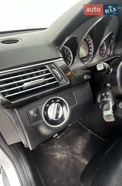 Седан Mercedes-Benz E-Class 2010 в 
