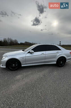 Седан Mercedes-Benz E-Class 2010 в 