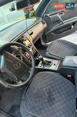 Седан Mercedes-Benz E-Class 1996 в 