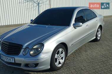 Седан Mercedes-Benz E-Class 2004 в 