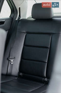 Седан Mercedes-Benz E-Class 2012 в 