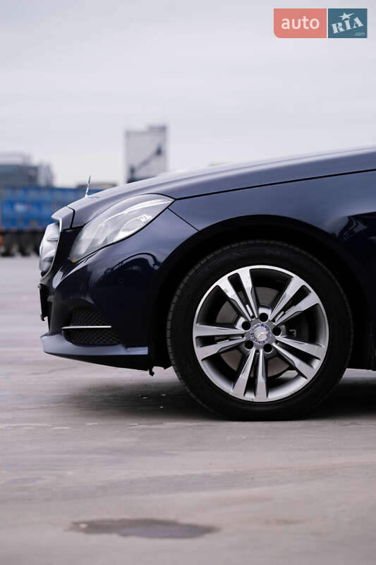 Седан Mercedes-Benz E-Class 2013 в Києві
