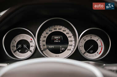 Седан Mercedes-Benz E-Class 2013 в 