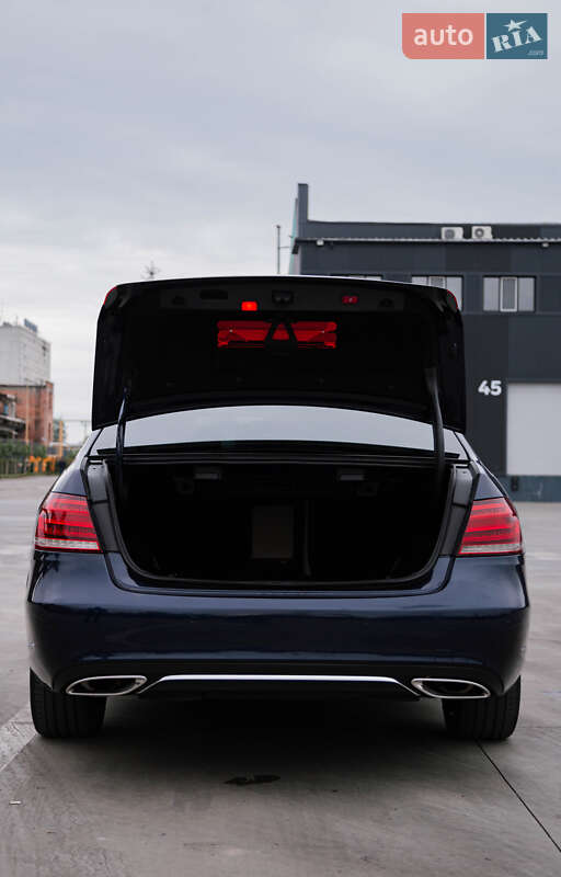 Седан Mercedes-Benz E-Class 2013 в Києві