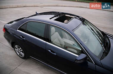 Седан Mercedes-Benz E-Class 2013 в 