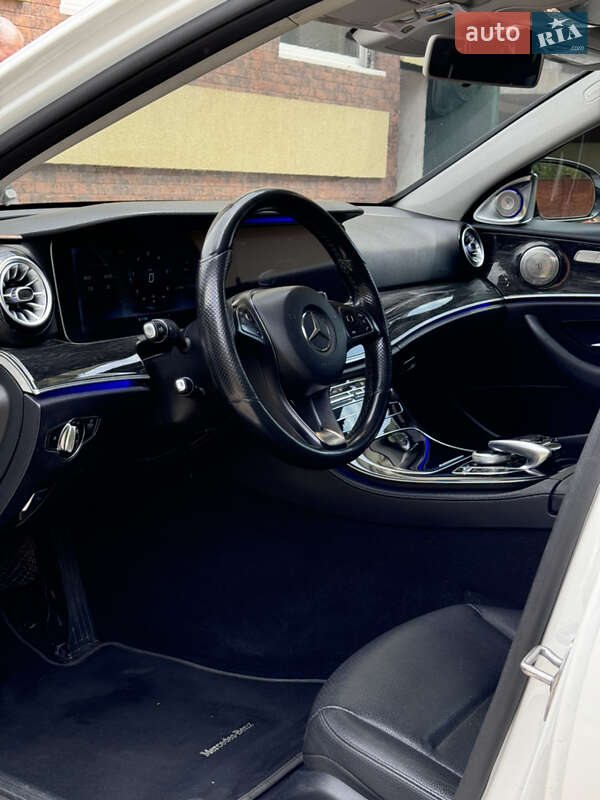 Седан Mercedes-Benz E-Class 2016 в Бориславе
