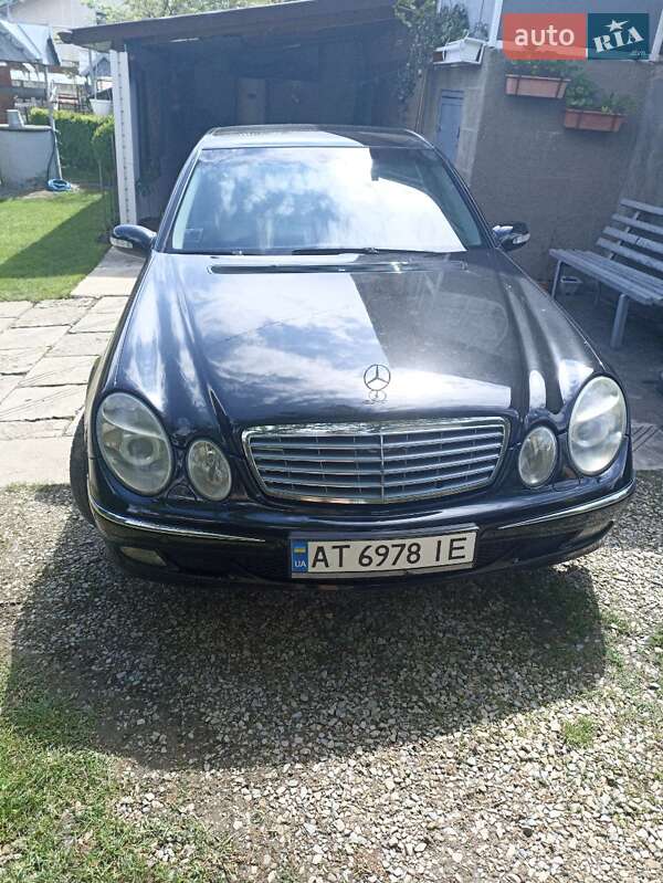 Mercedes-Benz E-Class 2004