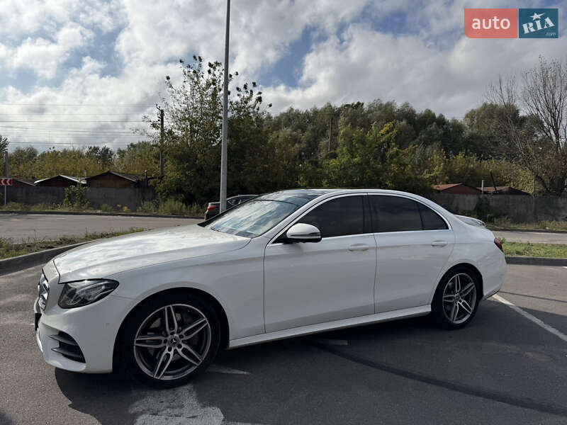 Седан Mercedes-Benz E-Class 2018 в Києві