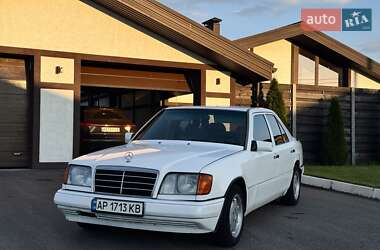 Седан Mercedes-Benz E-Class 1994 в Харькове